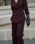 Chic Two-Piece Suit Set in Burgundy