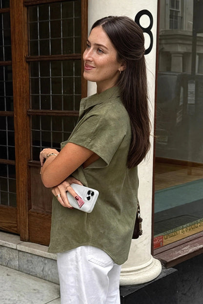 Flâneuse Relaxed Short-Sleeve Shirt on model