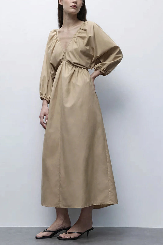 Épure V-Neck Puff-Sleeve Dress on model
