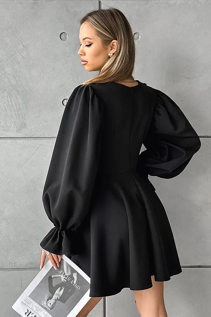 Fashionable Black Doll Collar Dress with Flare Sleeves