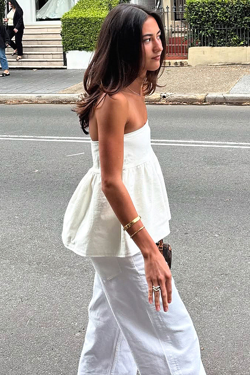 Fashionable Strapless Top for Casual Wear