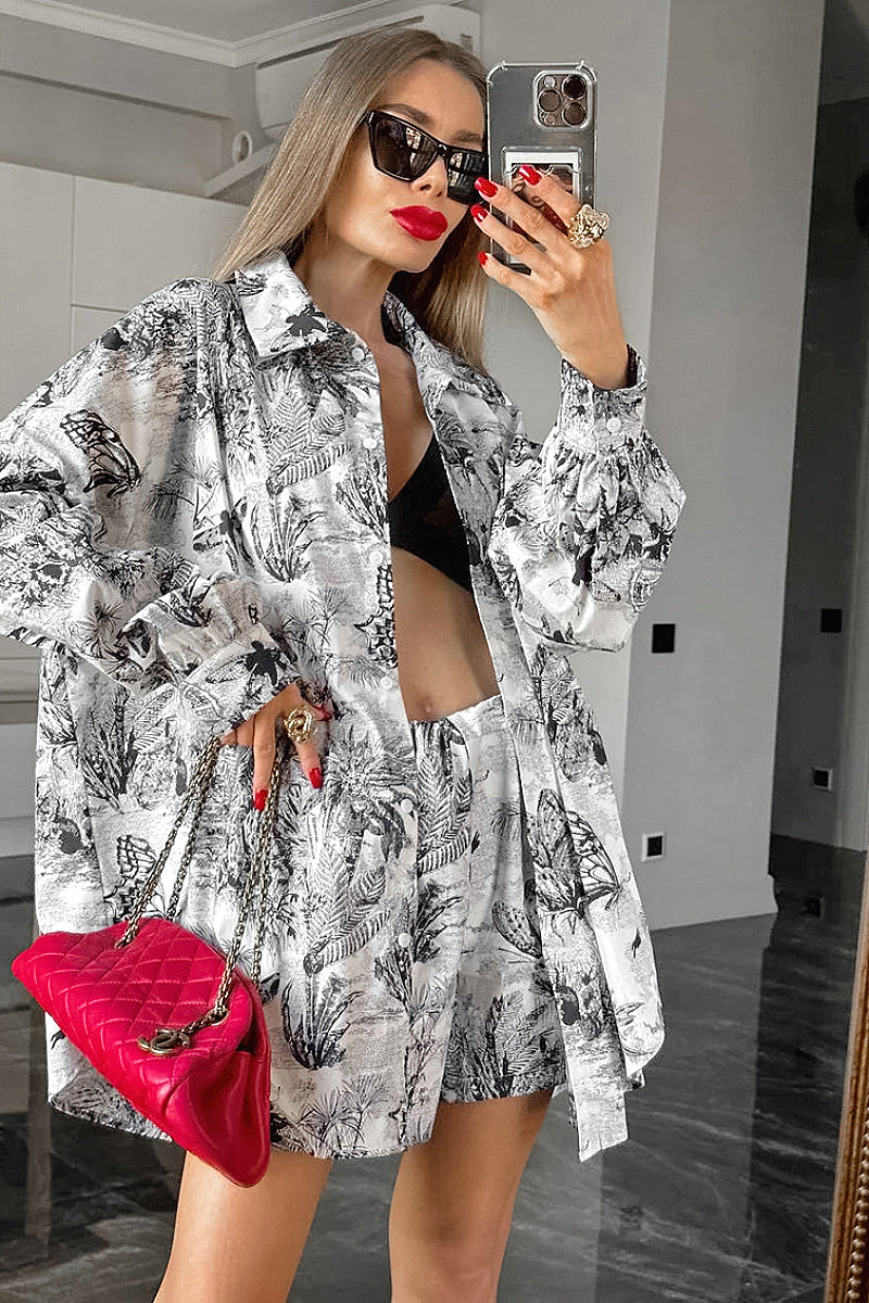 Fashion Loose Ink Print Shirt and Shorts Set