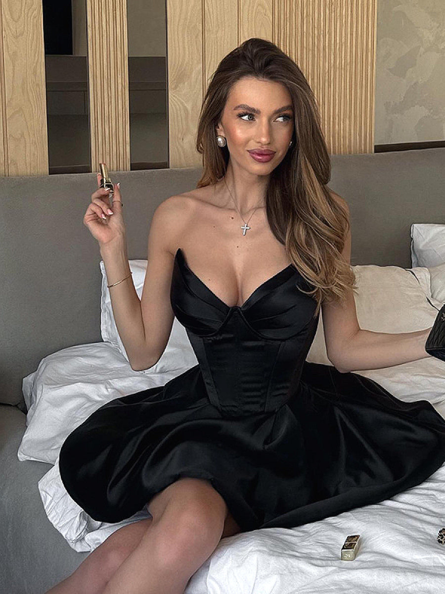 Sexy Strapless Ruffle Skirt Dress
