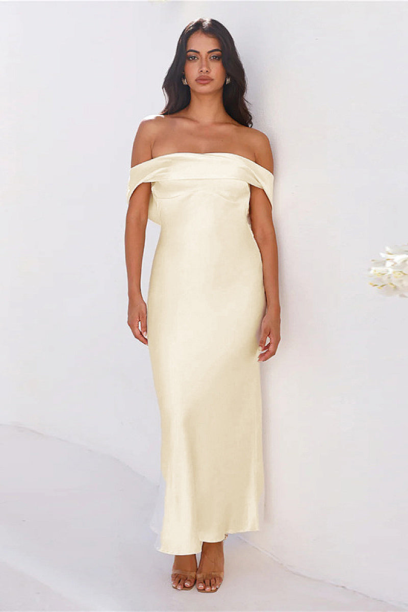 Elegant Strapless Satin Dress with Two-Way Design