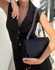 Slim Fit Black Dress for Stylish Commuting