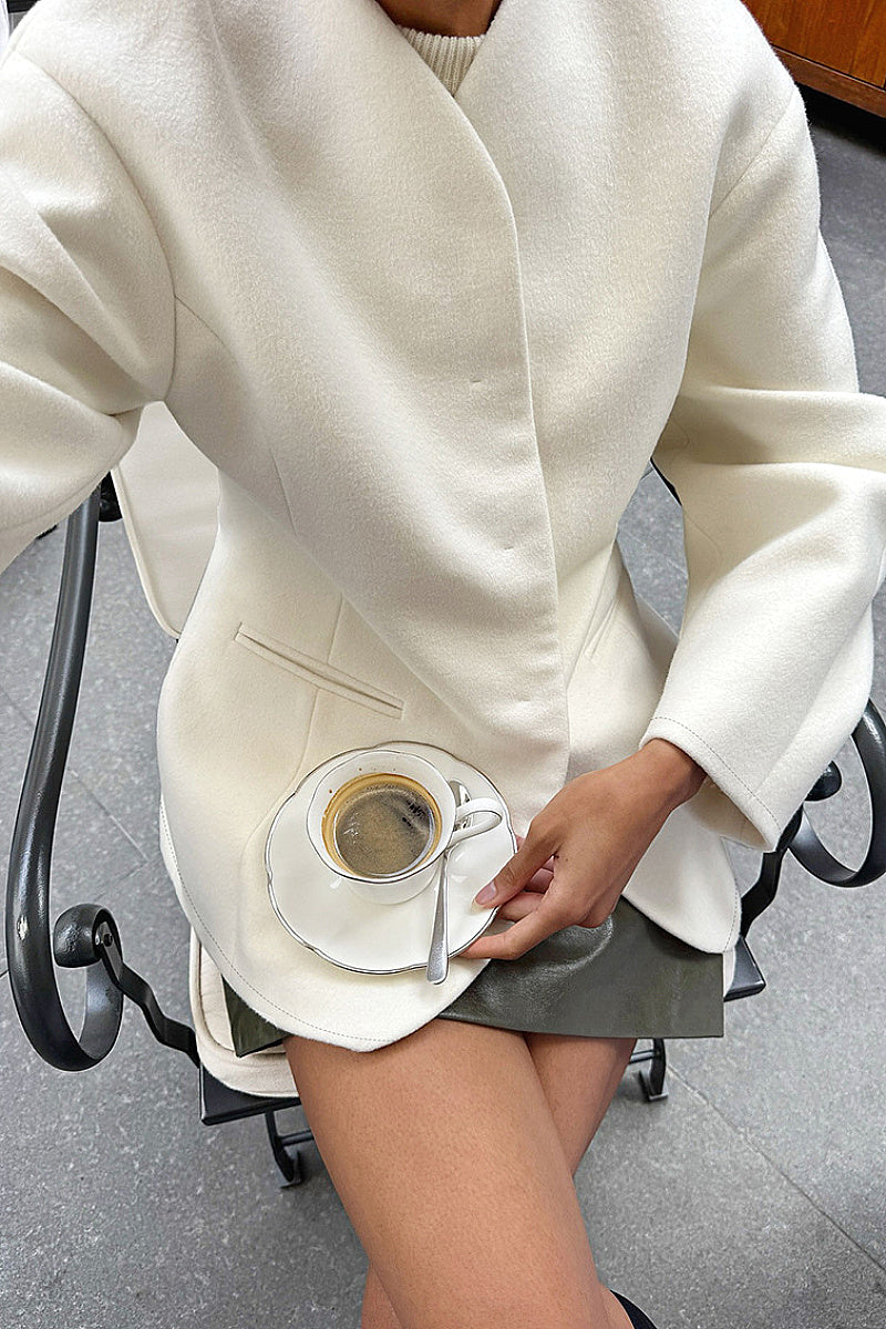 Chic V-Neck Buttoned Short Coat for Autumn Winter