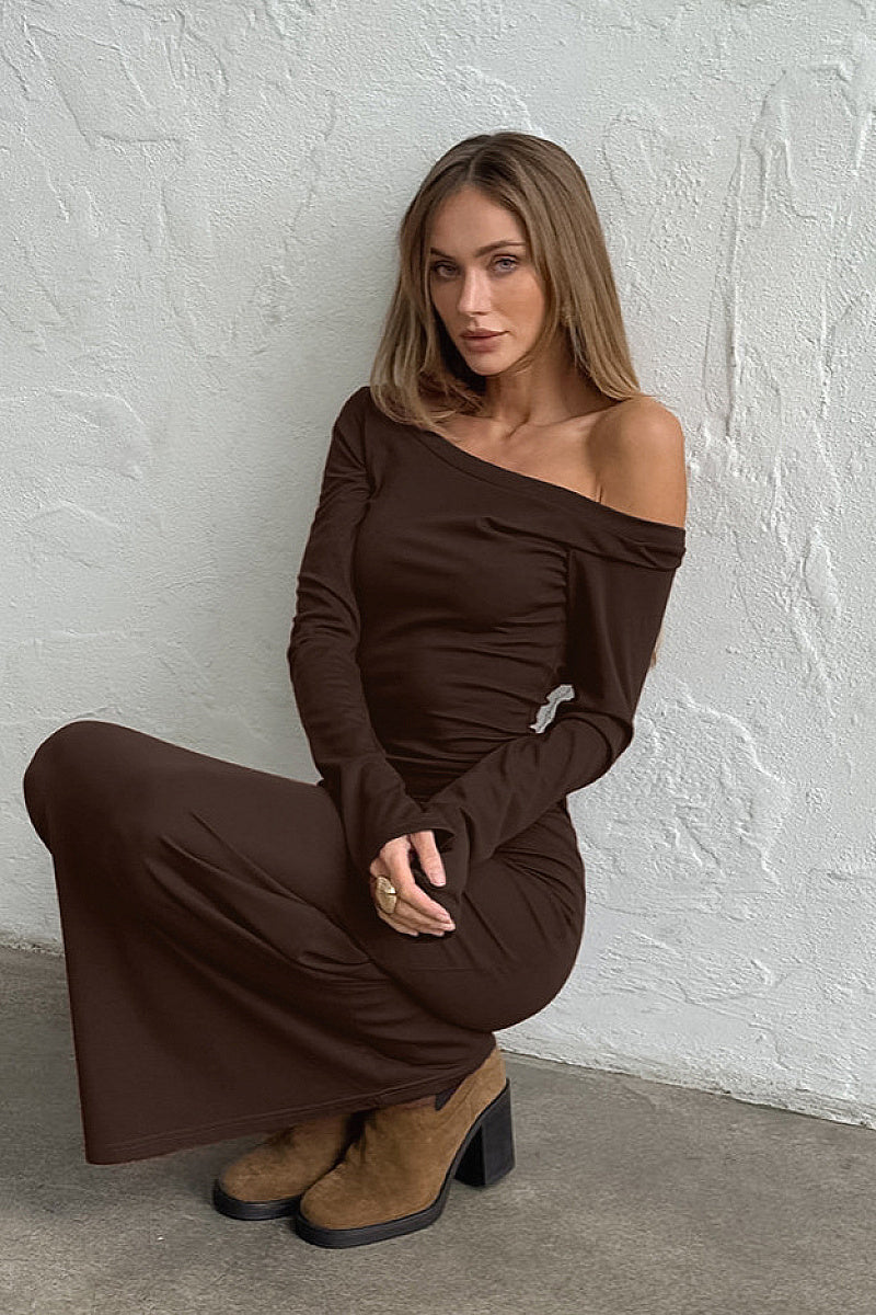 Elegant Long Sleeve Round Neck Backless Dress