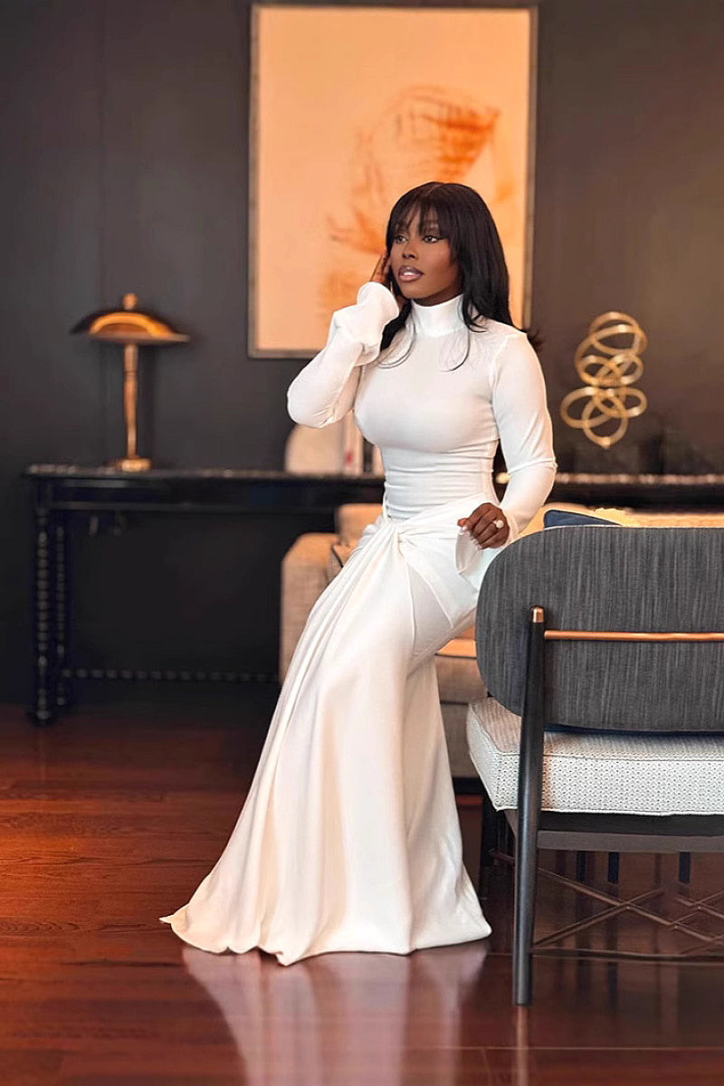 Elegant Long Sleeve Dress with Tie Detail