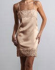 Chic Lace Cami Dress for Stylish Commuting