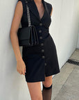 Slim Fit Black Dress for Stylish Commuting