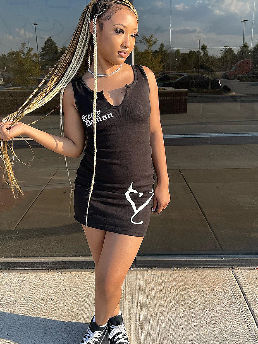 Stylish Sleeveless Heart Letter Bodycon Dress