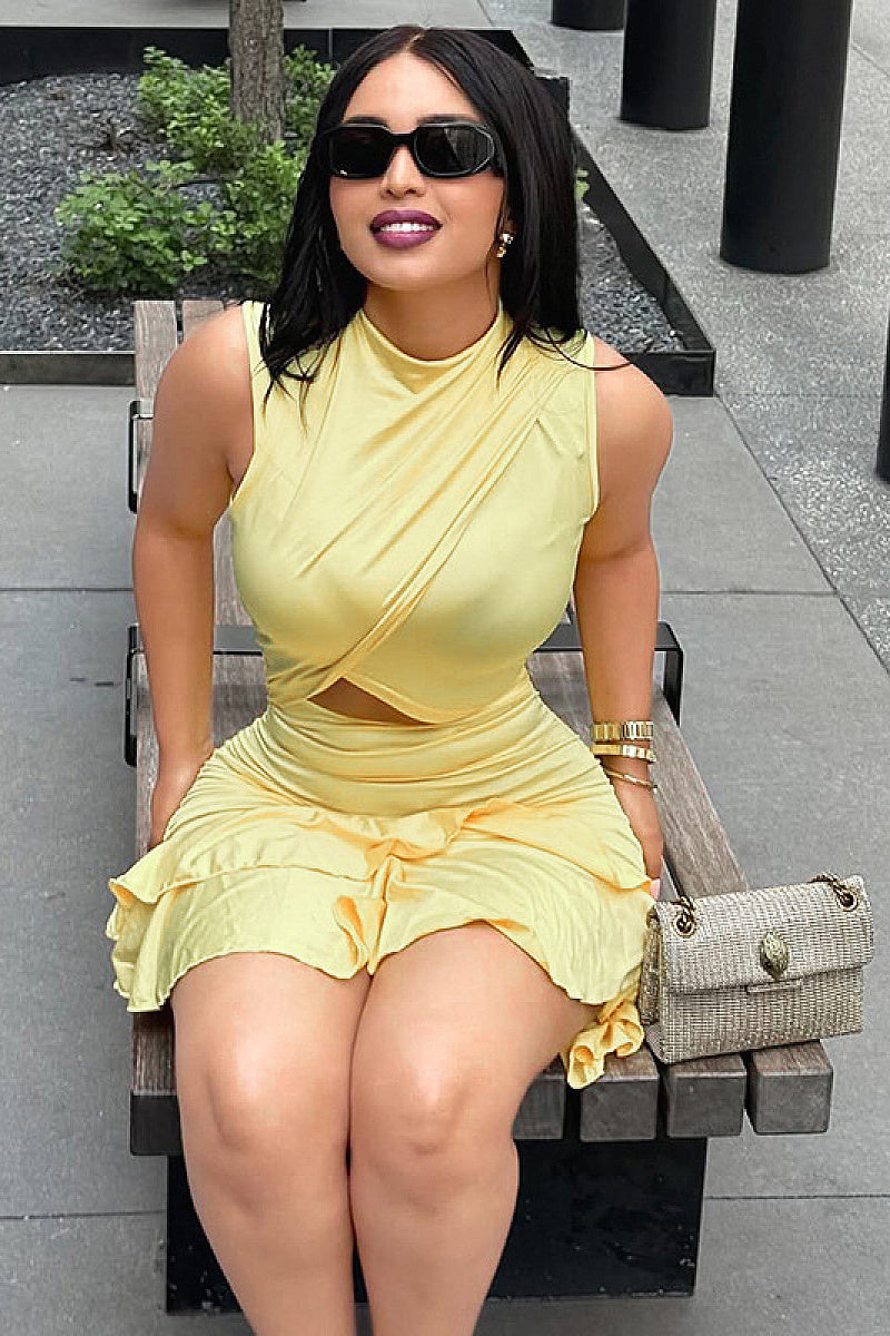 Fashionable Solid Color A-Line Dress with Ruffles