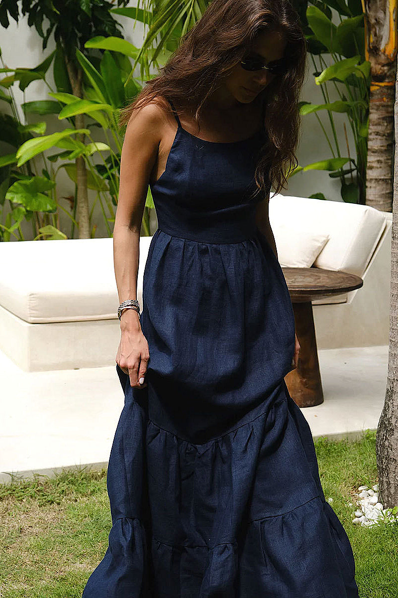 Summer Sexy Cake Dress with Backless Design