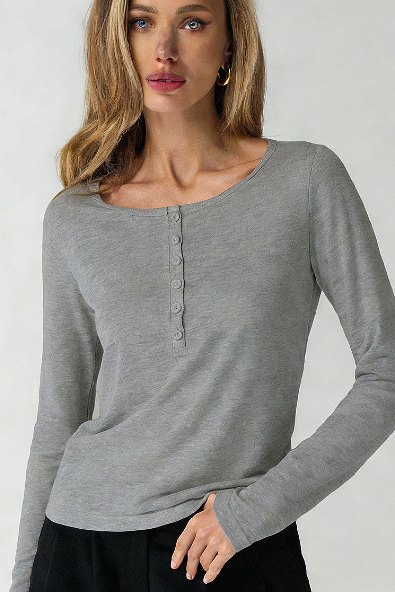 Fashionable Round Neck Long Sleeve Top